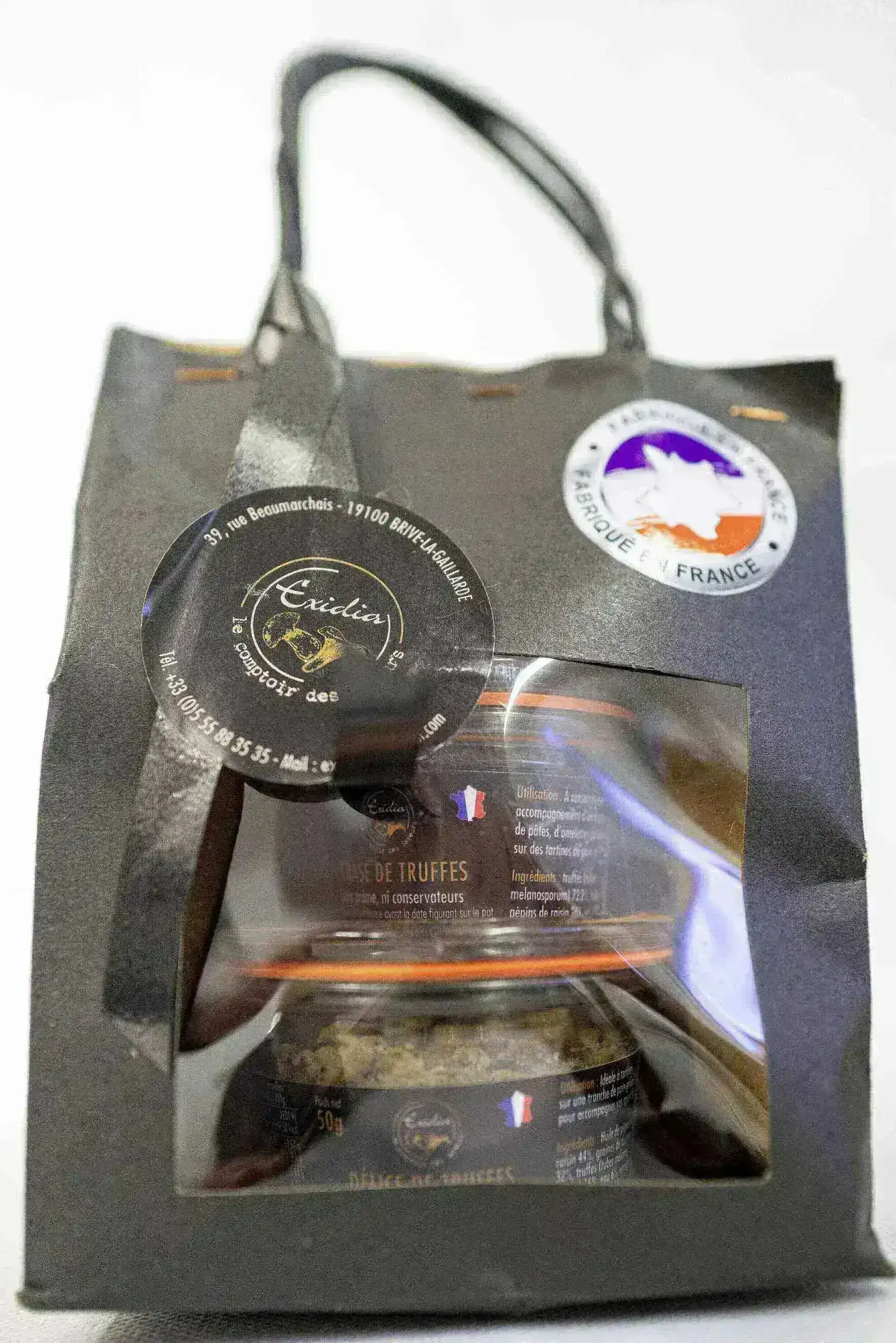 Sac cadeau autour de la truffe d'hiver (Tuber melanosporum)